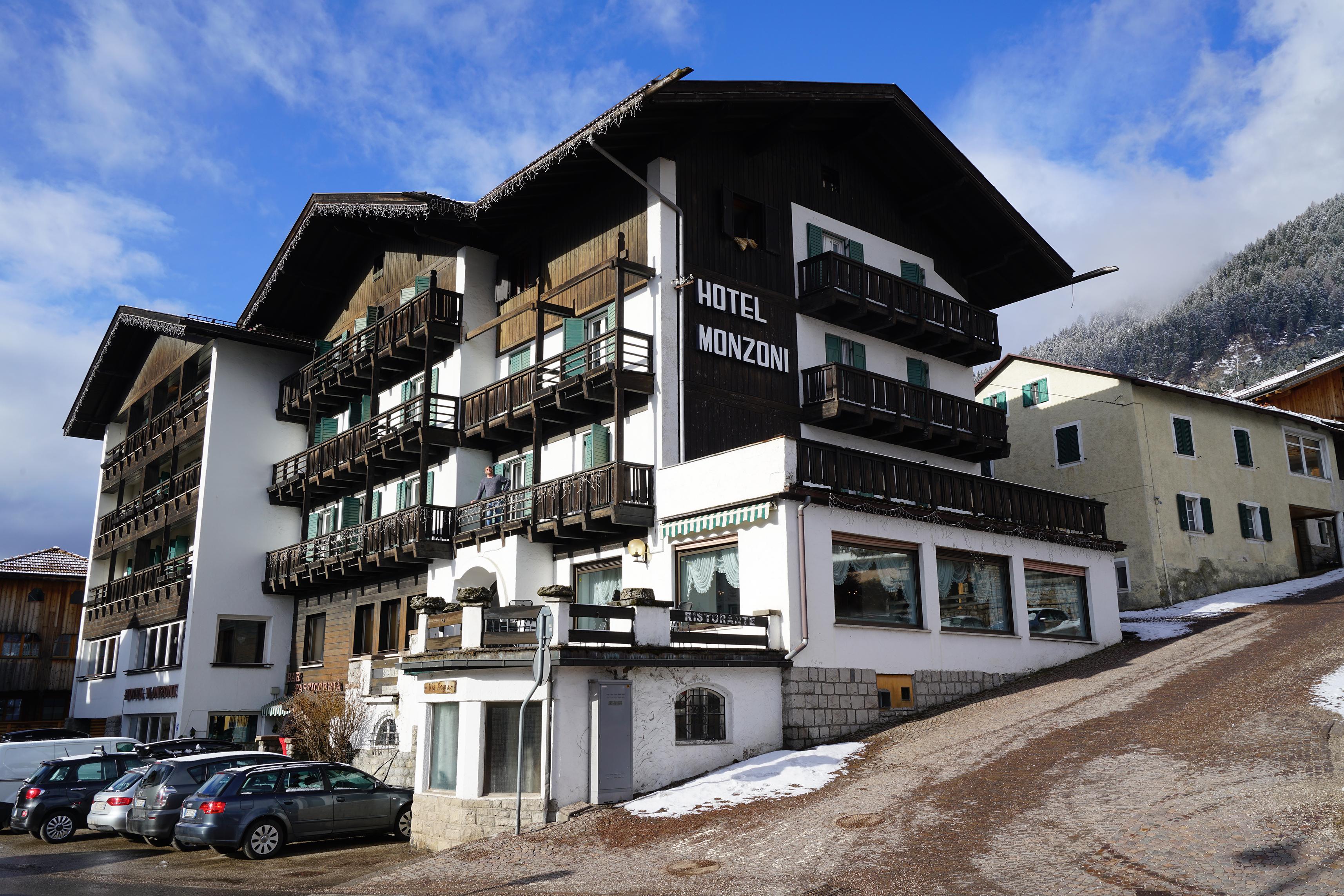 Gh Hotel Monzoni Pozza di Fassa Exteriér fotografie