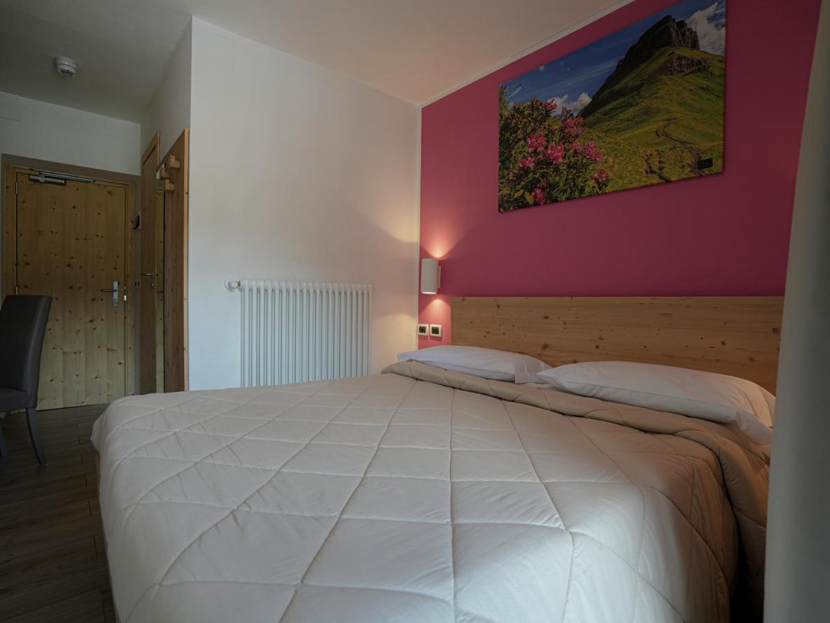 Gh Hotel Monzoni Pozza di Fassa Exteriér fotografie